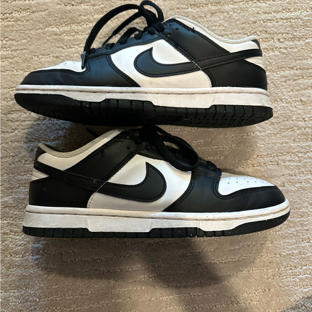 black panda dunks